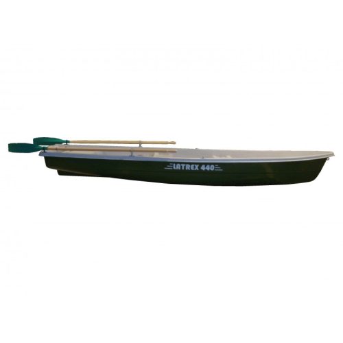 Latrex 440 barcă
