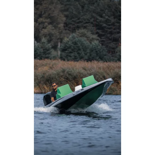 Barca de bass Latrex 