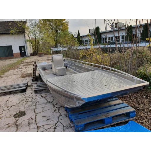Submarinul Cadrava 630SZ 2.0 în serviciu