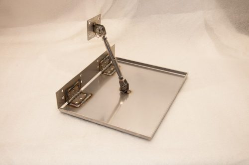 Fixați filele de trim pentru oglinda de pârț împerecheată cu Flatray rezistent la acid