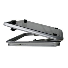 Fedélzeti ablak 62,5 x 62,5 alu kerettel EVA