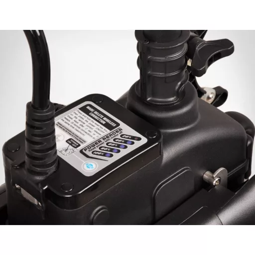 Haswing Cayman B55 Helmsman GPS 12V Gen. 1.6 negru 137 cm 