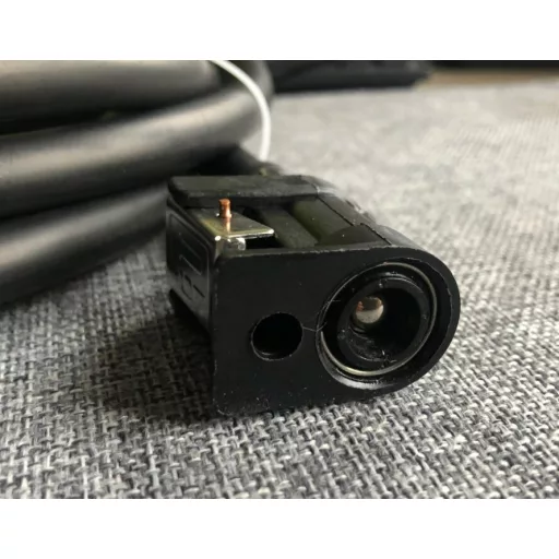 Furtun de combustibil cu pompă de 8 mm și conector Yamaha 3 m DAW