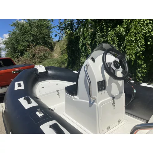 Dawn Marine RIB 390C negru și alb