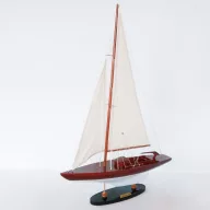 Modelul bărcii Dragon L50 VVL